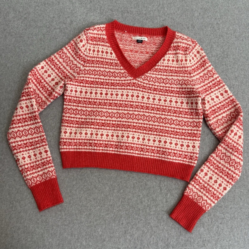 American Eagle M Red White Fuzzy Knit Cropped Christmas Holiday Winter Sweater